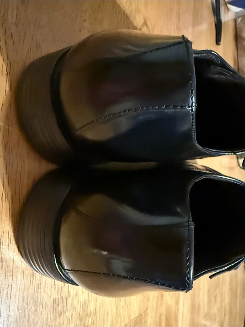 Johnston & Murphy Black Cap-Toe Leather Oxfords
